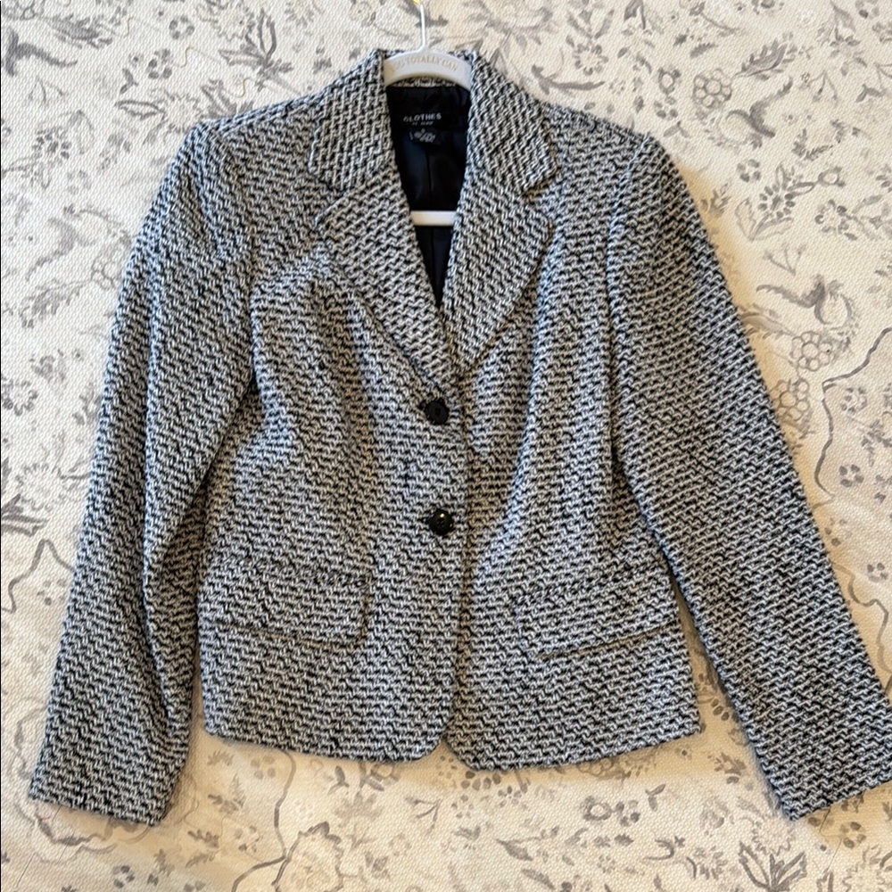 Elegant Black and White Tweed Blazer